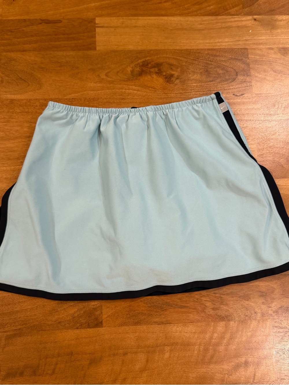 Nike Light Blue Athletic Skirt w/ Navy Trim and Built-In Shorts. Size Medium